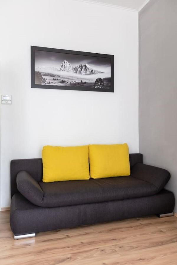 Sunny Renovated Apartment Close To Downtown Viena Exterior foto