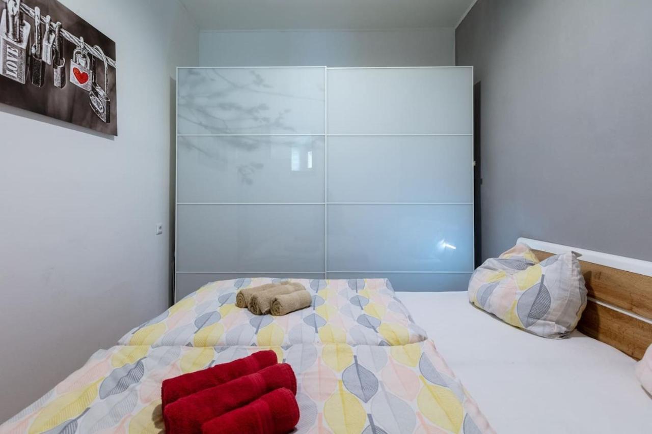 Sunny Renovated Apartment Close To Downtown Viena Exterior foto