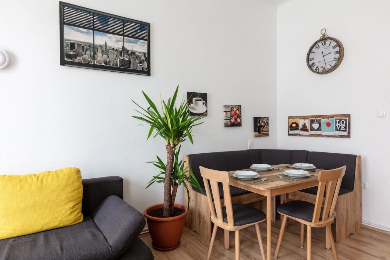 Sunny Renovated Apartment Close To Downtown Viena Exterior foto